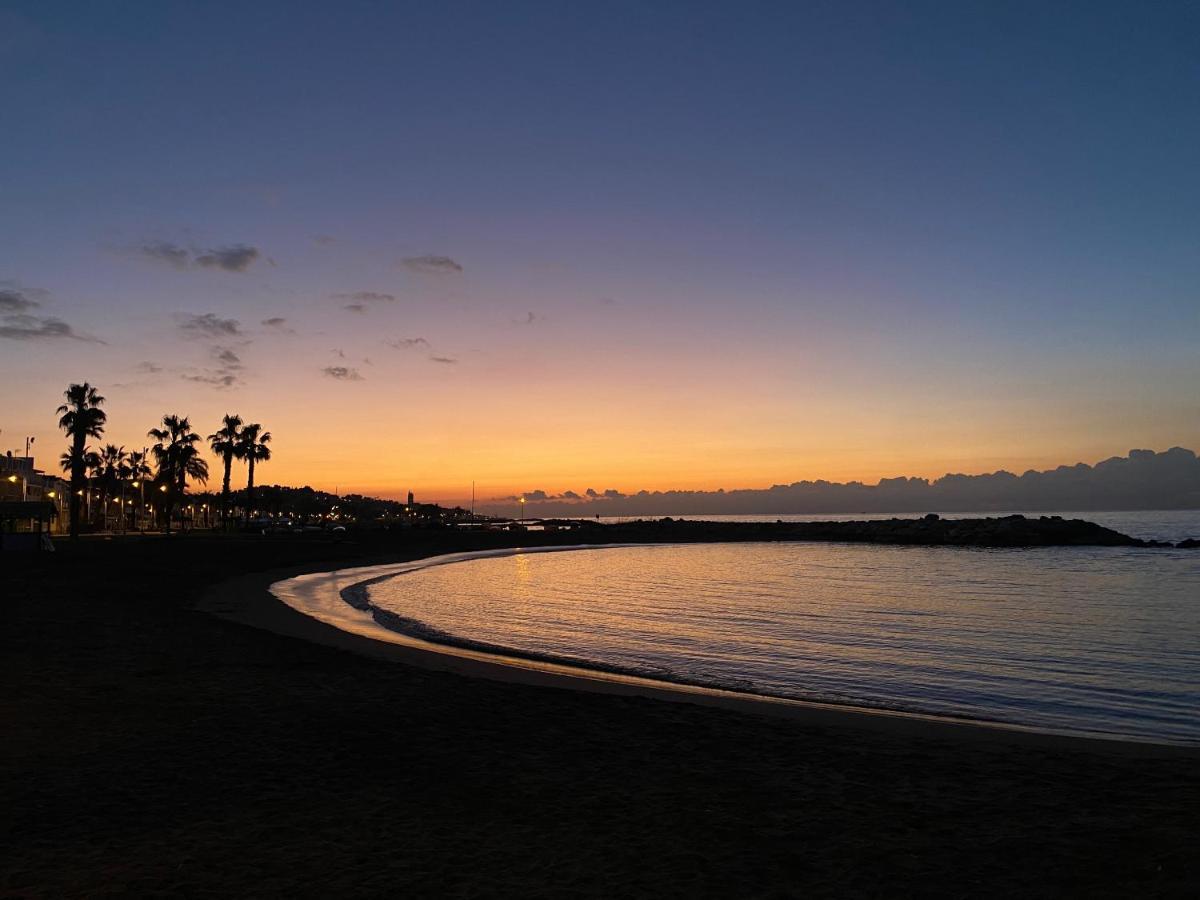 Exclusivo Apartamento Cerca De La Playa Málaga Exteriör bild